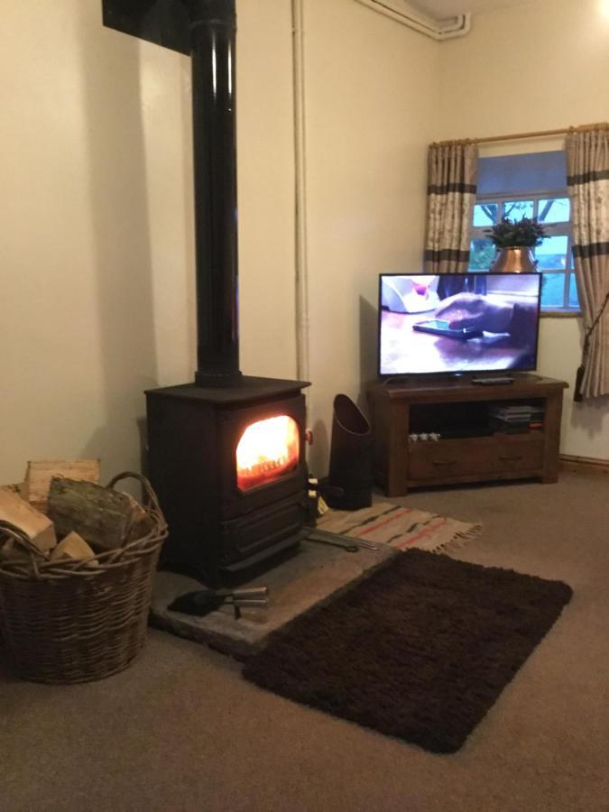 Cosy Rural Cottage Peak District, Pets Welcome Hollinsclough Exterior foto